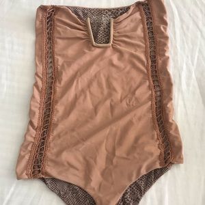 Acacia Africa One Piece